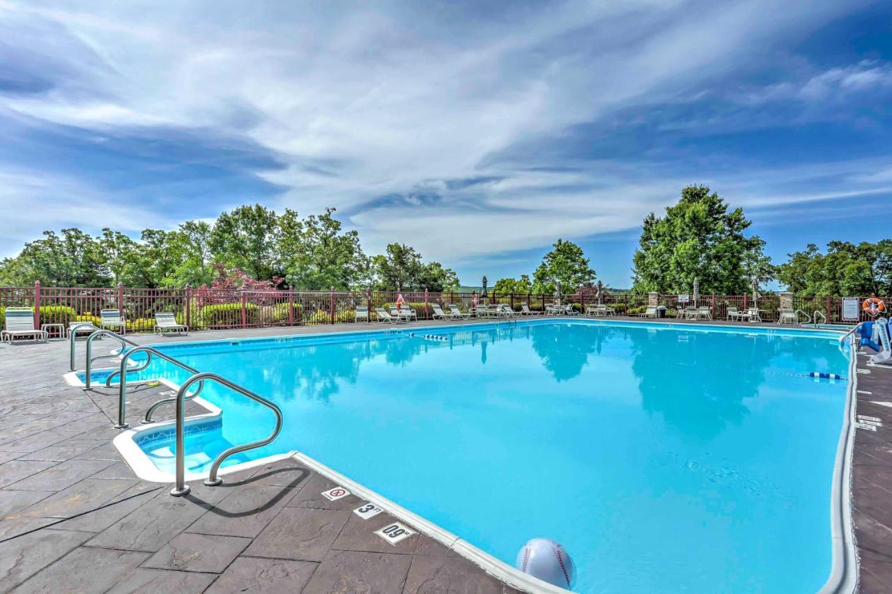 Branson Resort Condo With Scenic Patio And Pool Access Zewnętrze zdjęcie